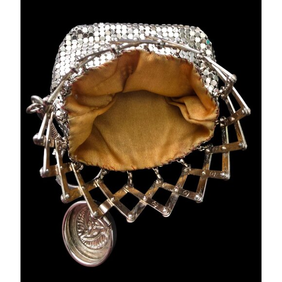 Vintage Silver Mesh Expandable Accordion Opening Keychain Chatelaine Coin Purse - Picture 5 of 7